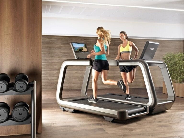 Technogym Беговая дорожка